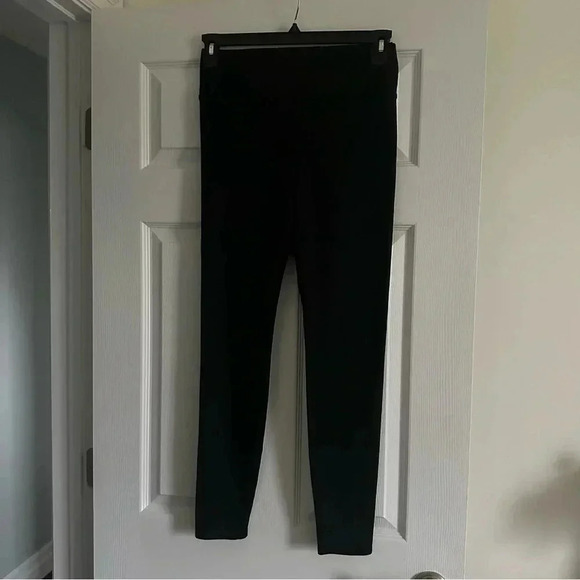 Size M Aritzia Golden Black Stretchy Pants - Picture 2 of 4